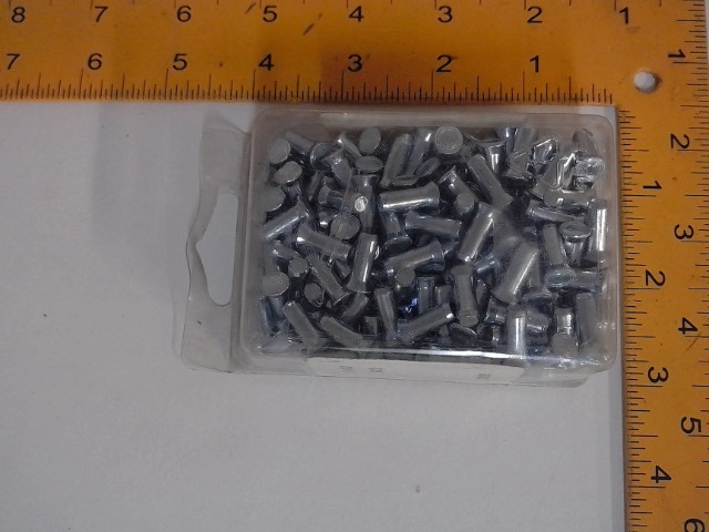 904-002 Rivet/lb for AGCO