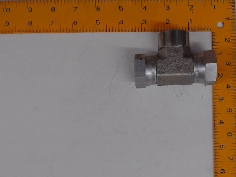 X227T-12-12 Fitting for JOHN DEERE