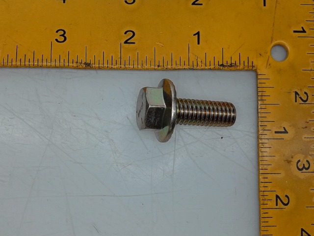 21447 MACDON Bolt