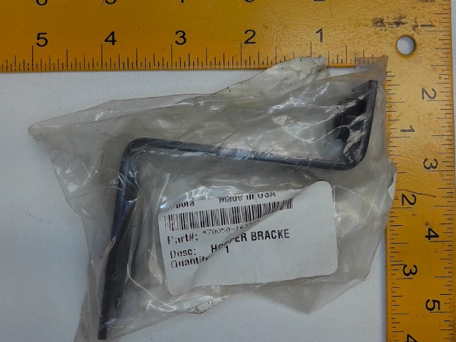 70050-16398 Bracket for KUBOTA