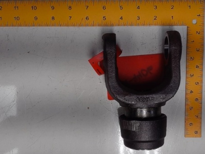 A-101-4406 Yoke for JOHN DEERE