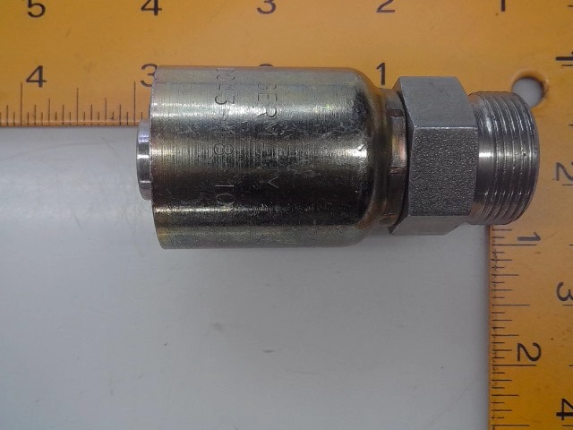 X1D043-18-10 Fitting for JOHN DEERE