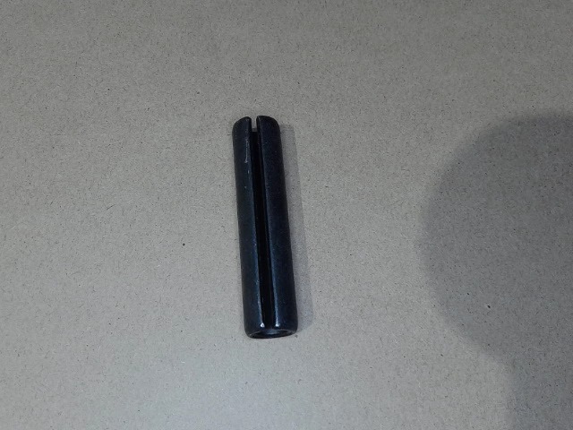 34H155 JOHN DEERE Pin