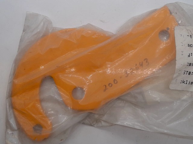 200-32643 Sheild for GEHL MANITOU
