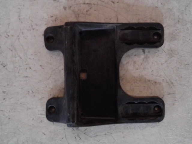 M127976-U Support for JOHN DEERE