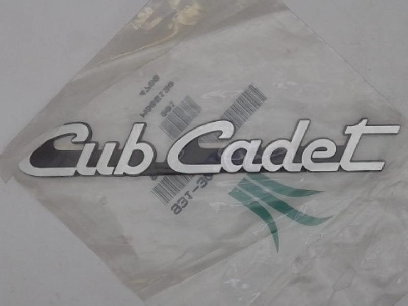 931-3053A Emblem for CUB CADET
