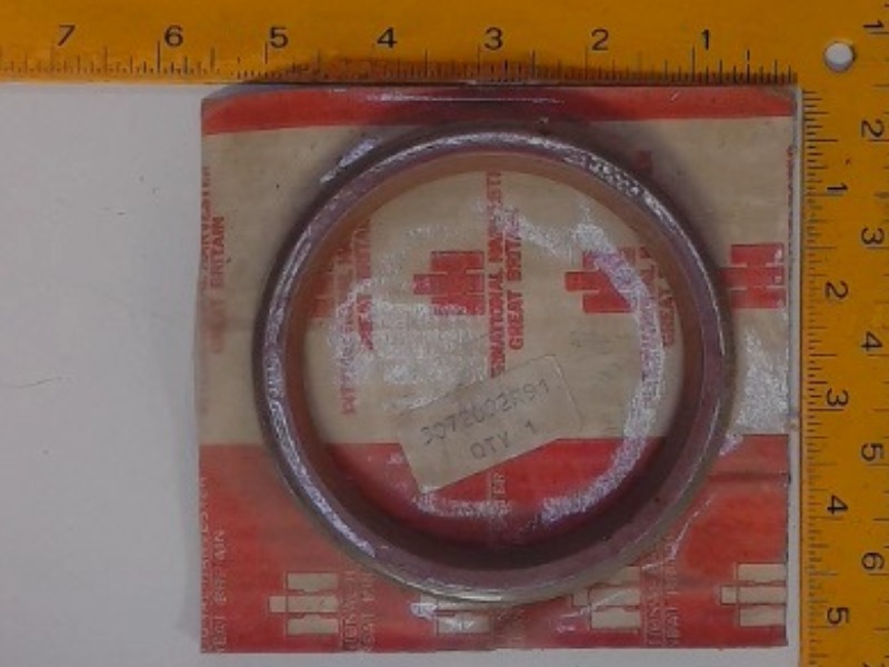 3072092R91 CASE NEW HOLLAND Seal
