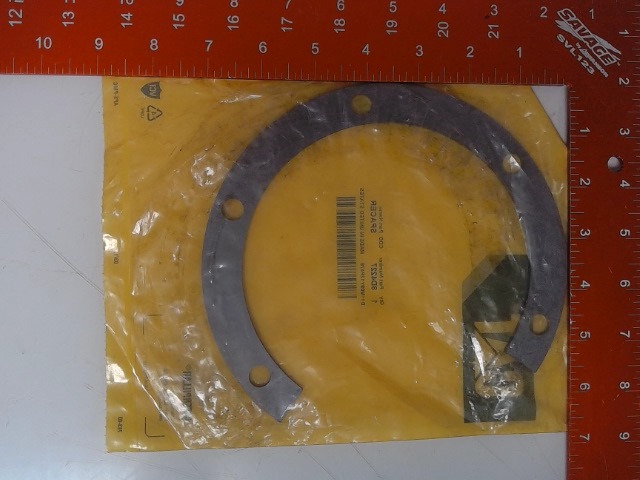 8D4227 Spacer
