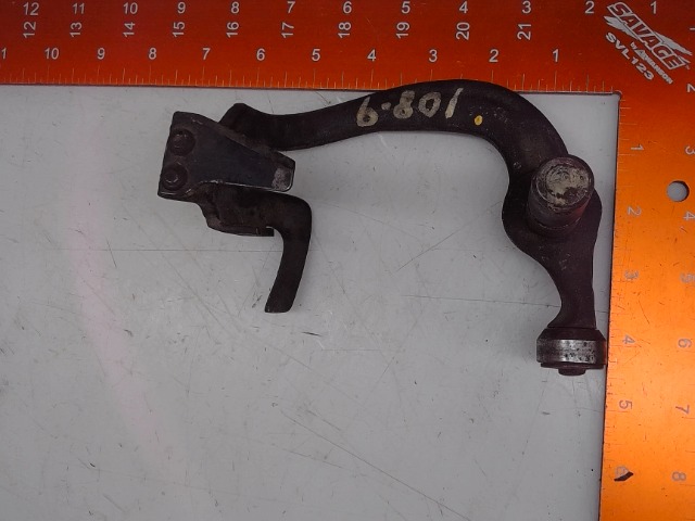 108-9-IH Arm Assy for NAVISTAR