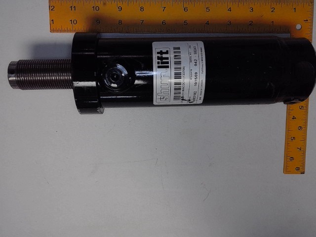 133705 MACDON Cylinder