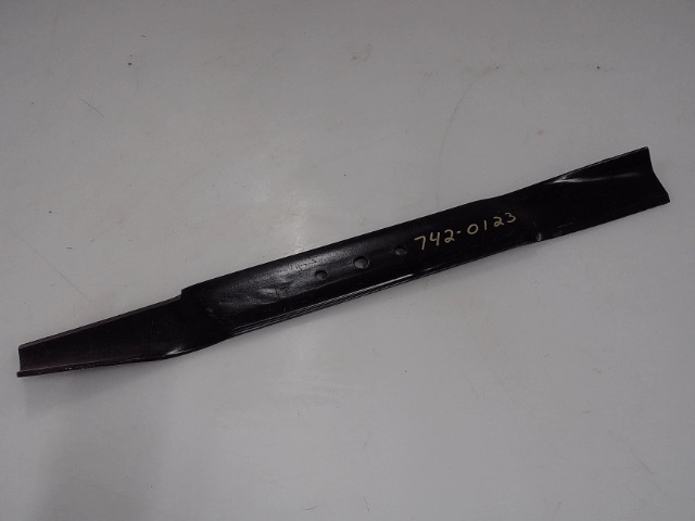 742-0123 Blade for CUB CADET