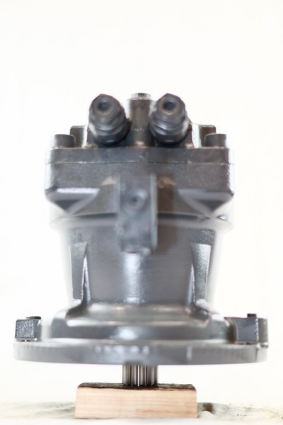 K1000697A Swing Motor Only