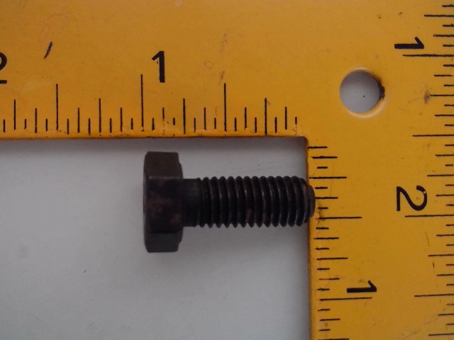 3530556 CUMMINS Screw