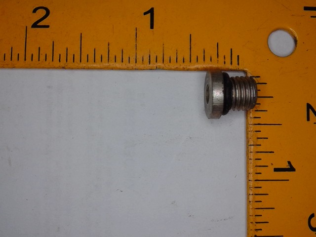 X2HP5ON-S Bolt for JOHN DEERE