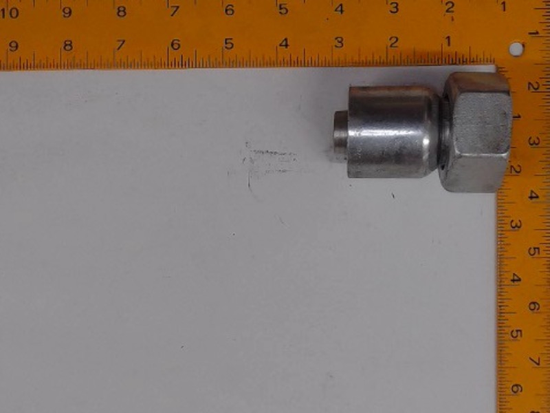 X1C643-25-12 Fitting for JOHN DEERE