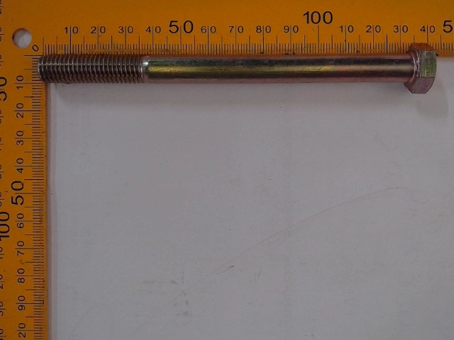 86508621 Bolt