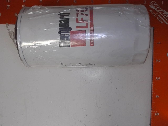 LF700 FLEETGUARD Filter