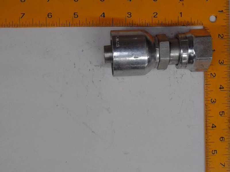 X1JS70-12-10 Fitting for JOHN DEERE