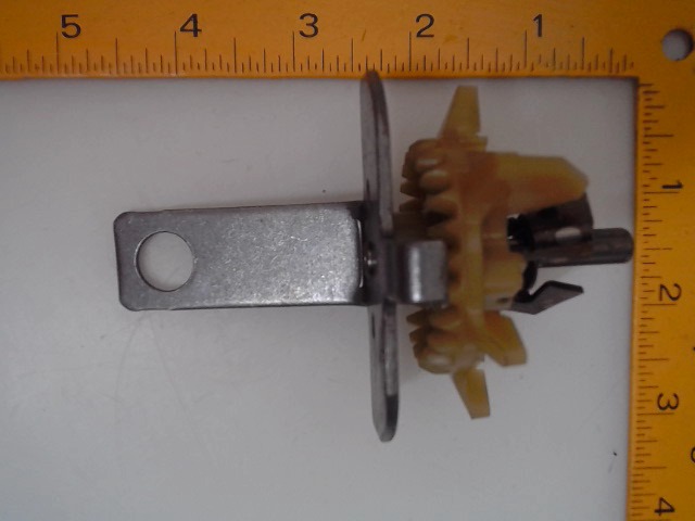 BS691968 Slinger-governr for CUB CADET