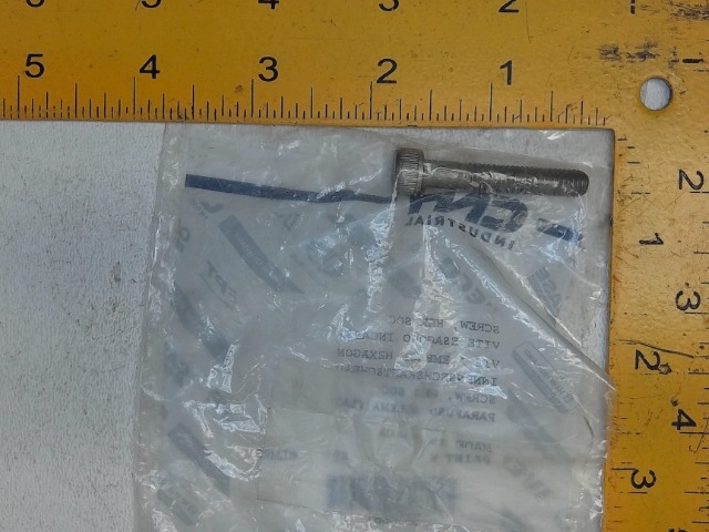 9515561 Bolt