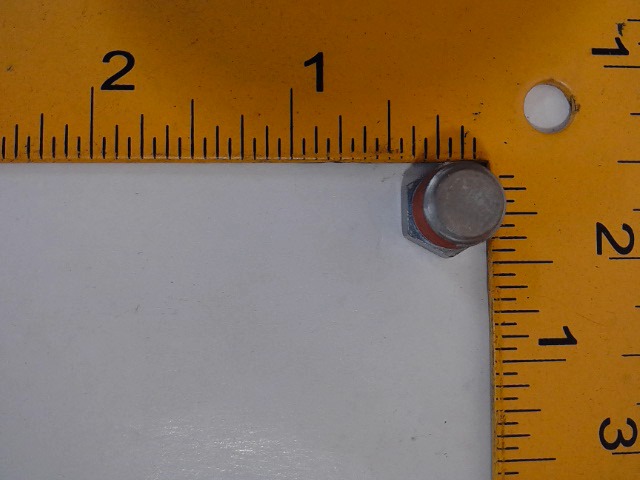 J906619 CASE Plug