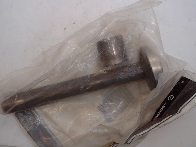 1918880 Spindle Assy for CUB CADET