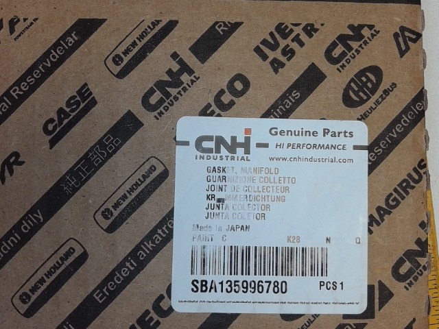 SBA135996780 Gasket for CASE