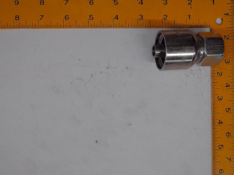 X1C970-16-8 Fitting for JOHN DEERE