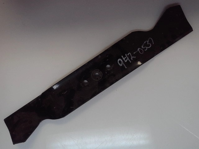 942-0537 Blade for CUB CADET