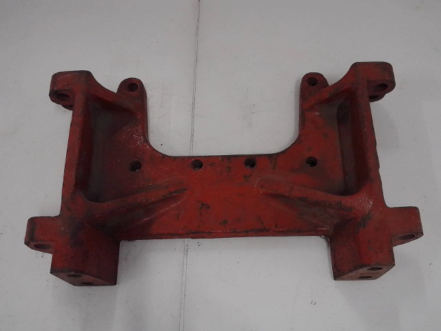 391101R1 Bracket