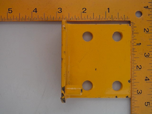 703-0070 Brkt W/pin for CUB CADET