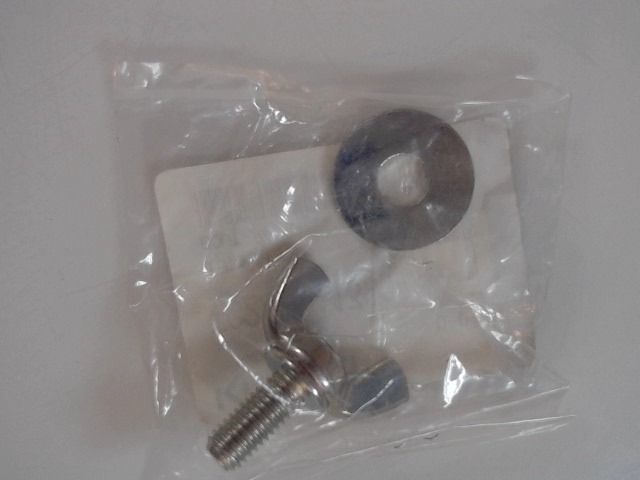 TC220-41390 Bolt/washer