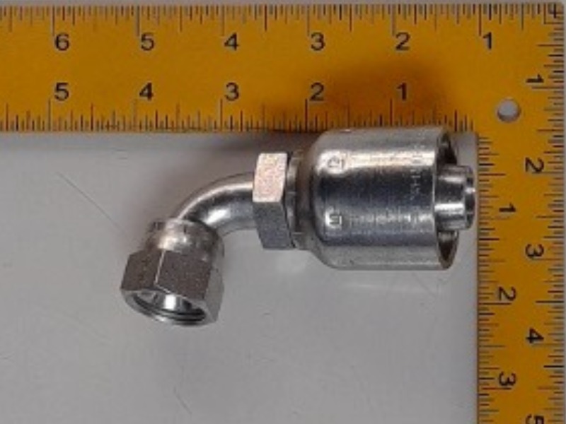 X13943-10-12 Fitting for JOHN DEERE