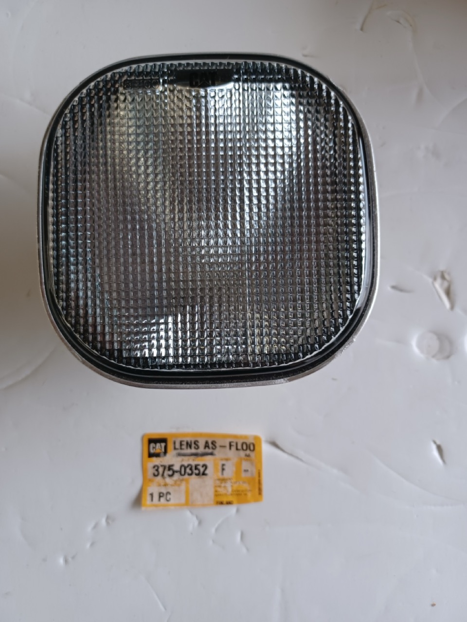 375-0352 Lens - Flood for CATERPILLAR