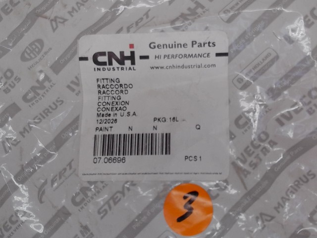 07.06696 Fitting for CASE NEW HOLLAND