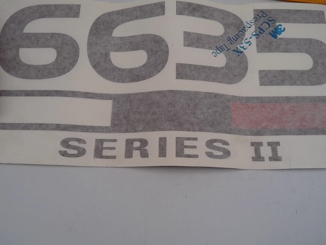 135980 Decal for GEHL MANITOU