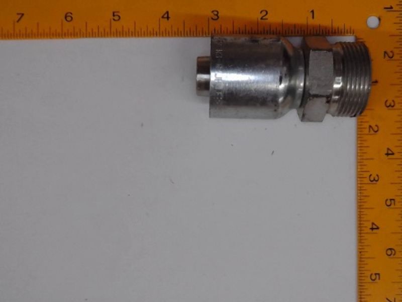 X1D243-25-12 Fitting for JOHN DEERE