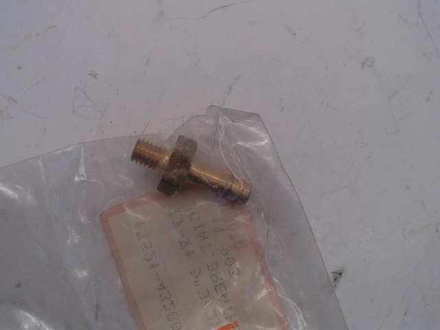 15521-43280 Breather for KUBOTA