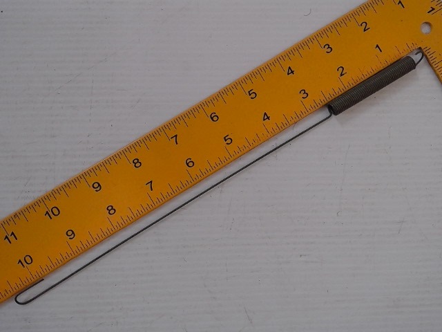 E69488 JOHN DEERE Spring
