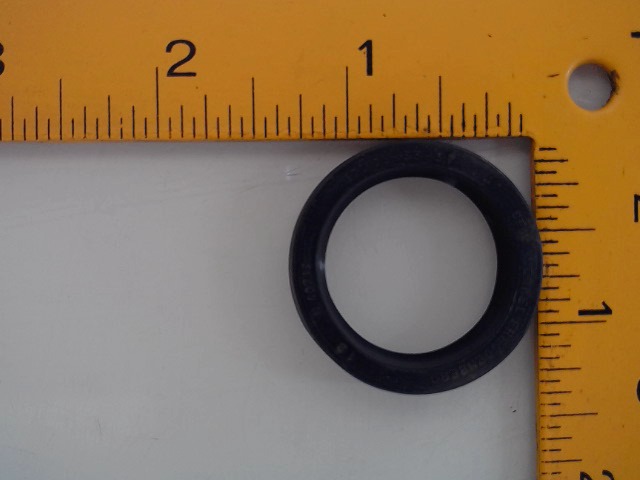 H158676 Seal for JOHN DEERE