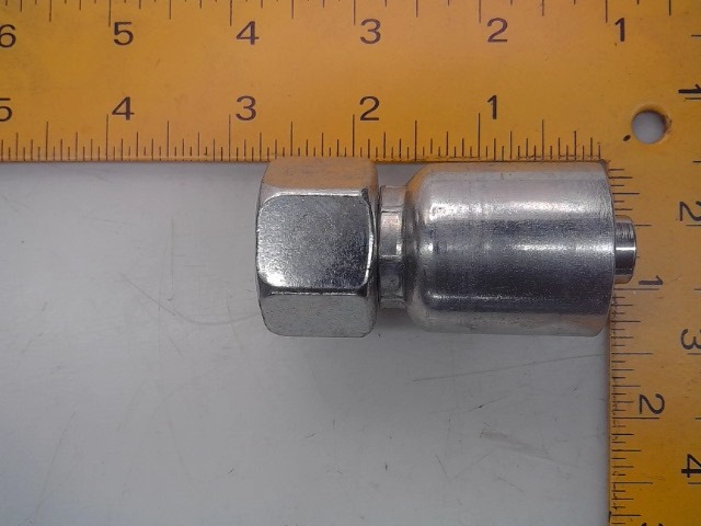 X1C943-16-8 Fitting for JOHN DEERE