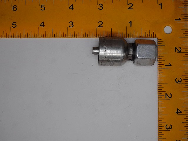 X1C943-8-4 Fitting for JOHN DEERE