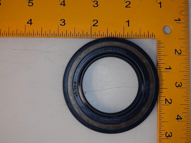39403 WOODS Seal