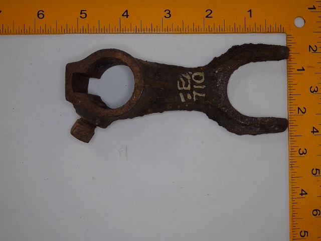 E710 AGCO Yoke