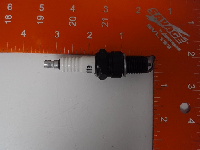 6686496 BOBCAT Plug