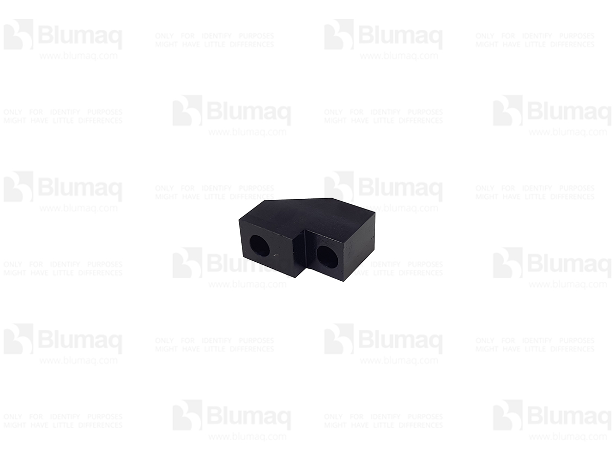 900.03252 Cover for BLUMAQ