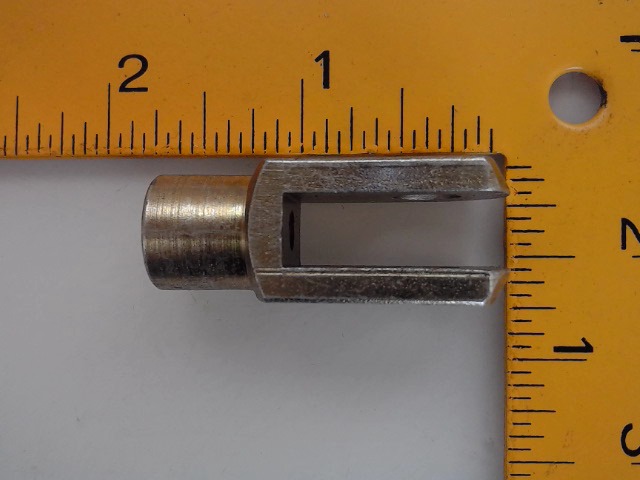 E7NNB198AA Yoke for CUB CADET