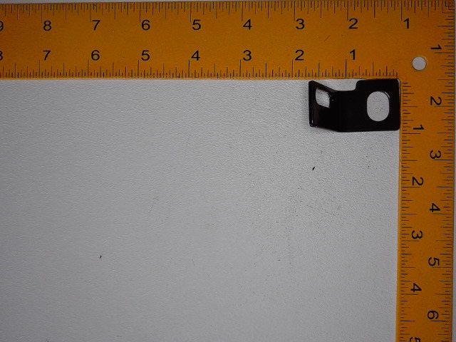 183232 MACDON Clamp