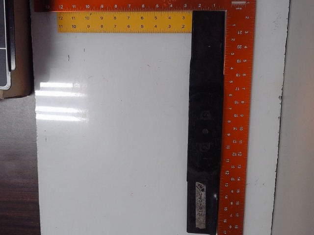 742-0171 Blade for CUB CADET