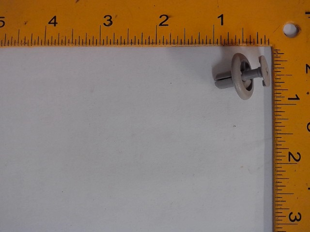 3G910-74240 Rivet